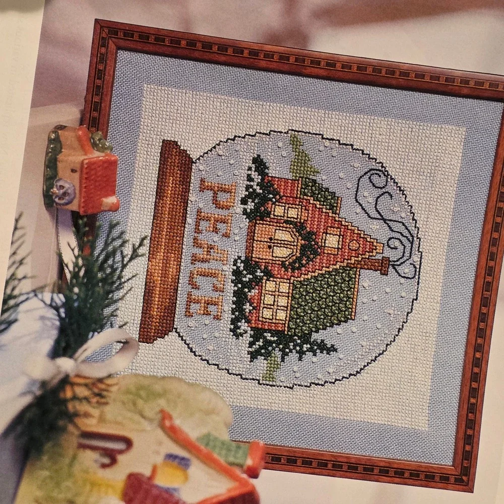 2002 Better Homes Gardens Cross Stitch Christmas Mary Engelbreit Santa OOP Craft